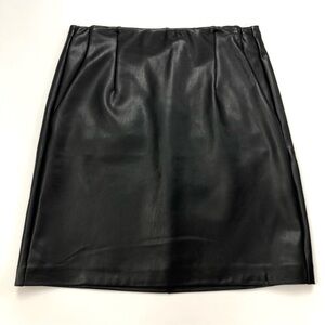 DYNAMITE black vegan leather mini skirt Medium